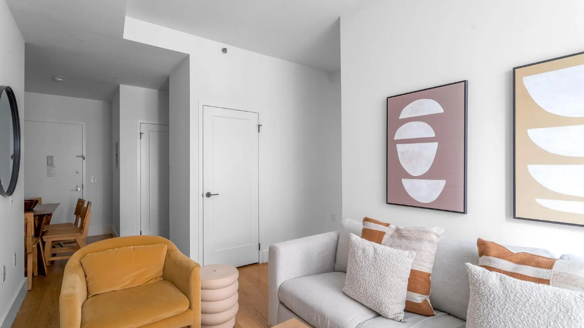 Stunning 2Bedroom 1Bath Apartment In The Fidi New York United States