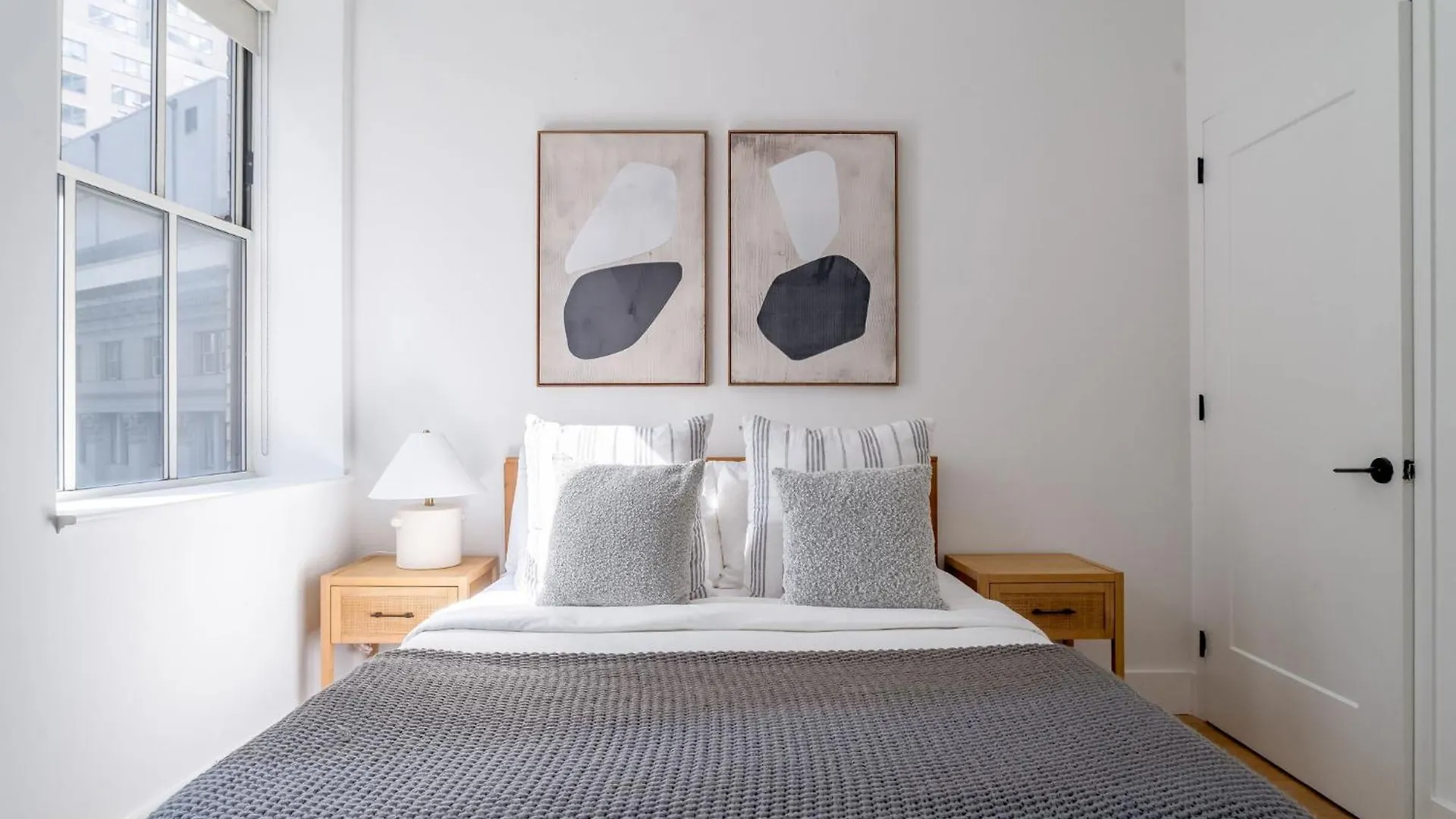Stunning 2Bedroom 1Bath Apartment In The Fidi New York United States