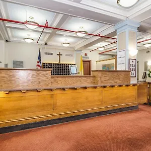3* Otel Leo House